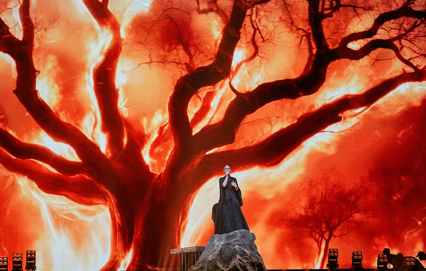 Eurovision 2025 : Ρίγη συγκίνησης από την ερμηνεία της Klavdia στον Β΄ Ημιτελικό