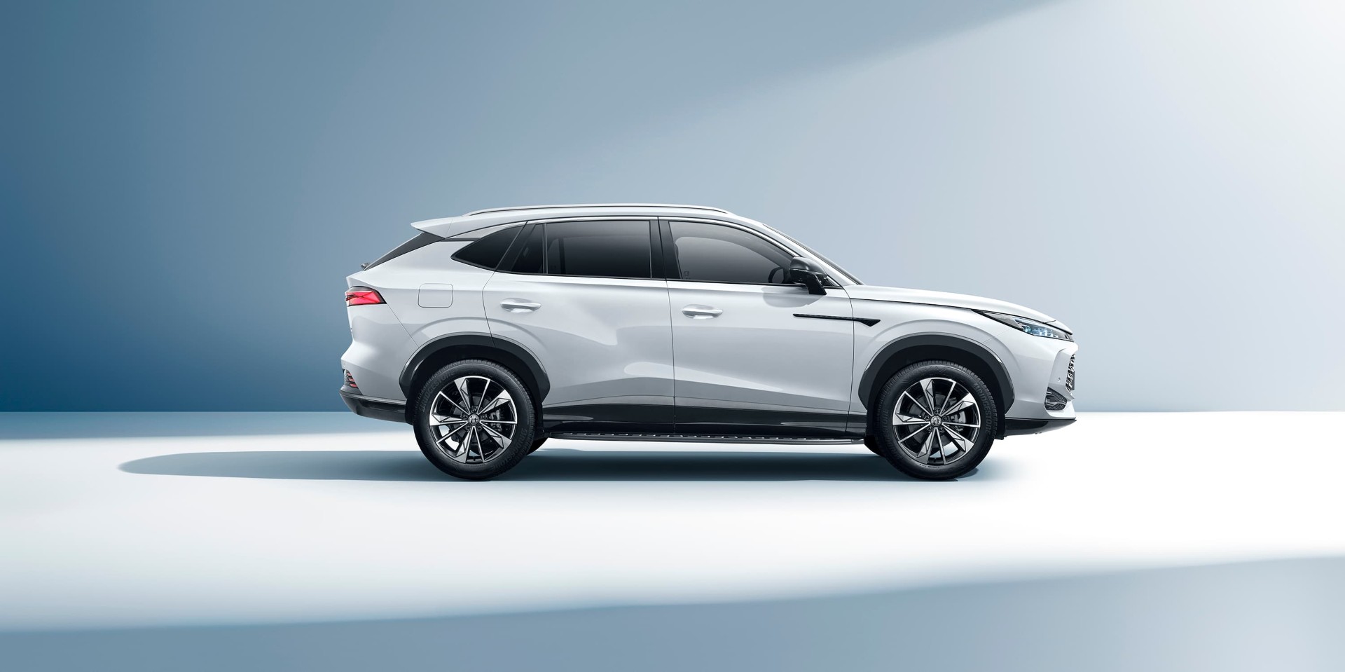 MG HS Super PHEV+: Premium SUV χωρίς συμβιβασμούς