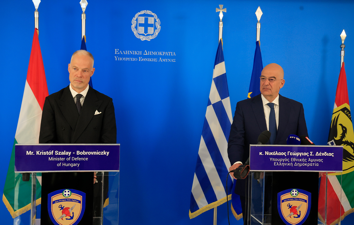 Η εμβάθυνση της αμυντικής συνεργασίας Ελλάδας &#8211; Ουγγαρίας στο επίκεντρο της συνάντησης Δένδια με τον Ούγγρο ομόλογό του