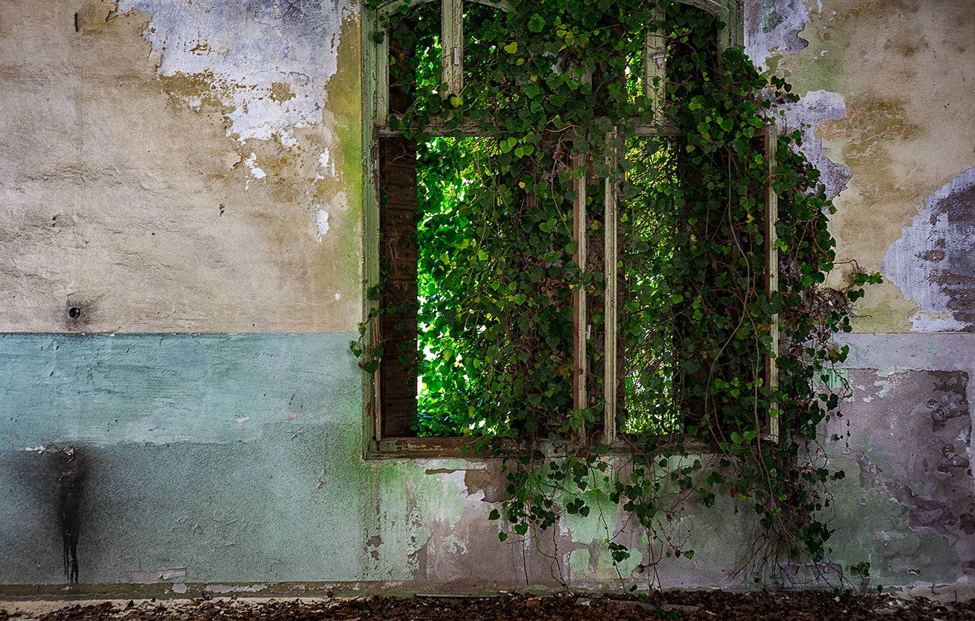 Ποβέλια, Ιταλία