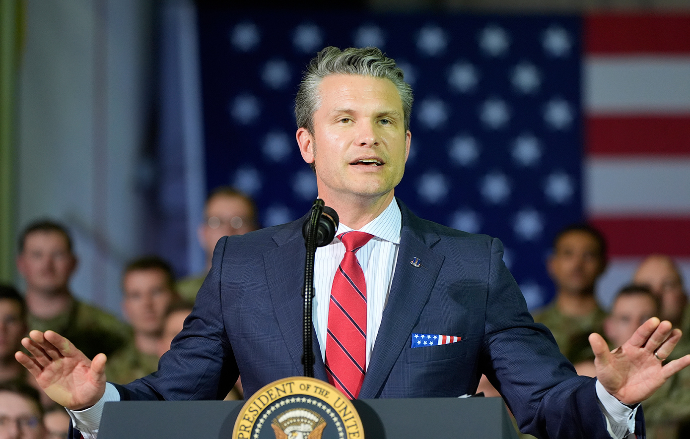 Χέγκσεθ: Αυτός δεν είναι ένας ατελείωτος πόλεμος &#8211; «Τους χτυπάμε χειρουργικά και συντριπτικά»