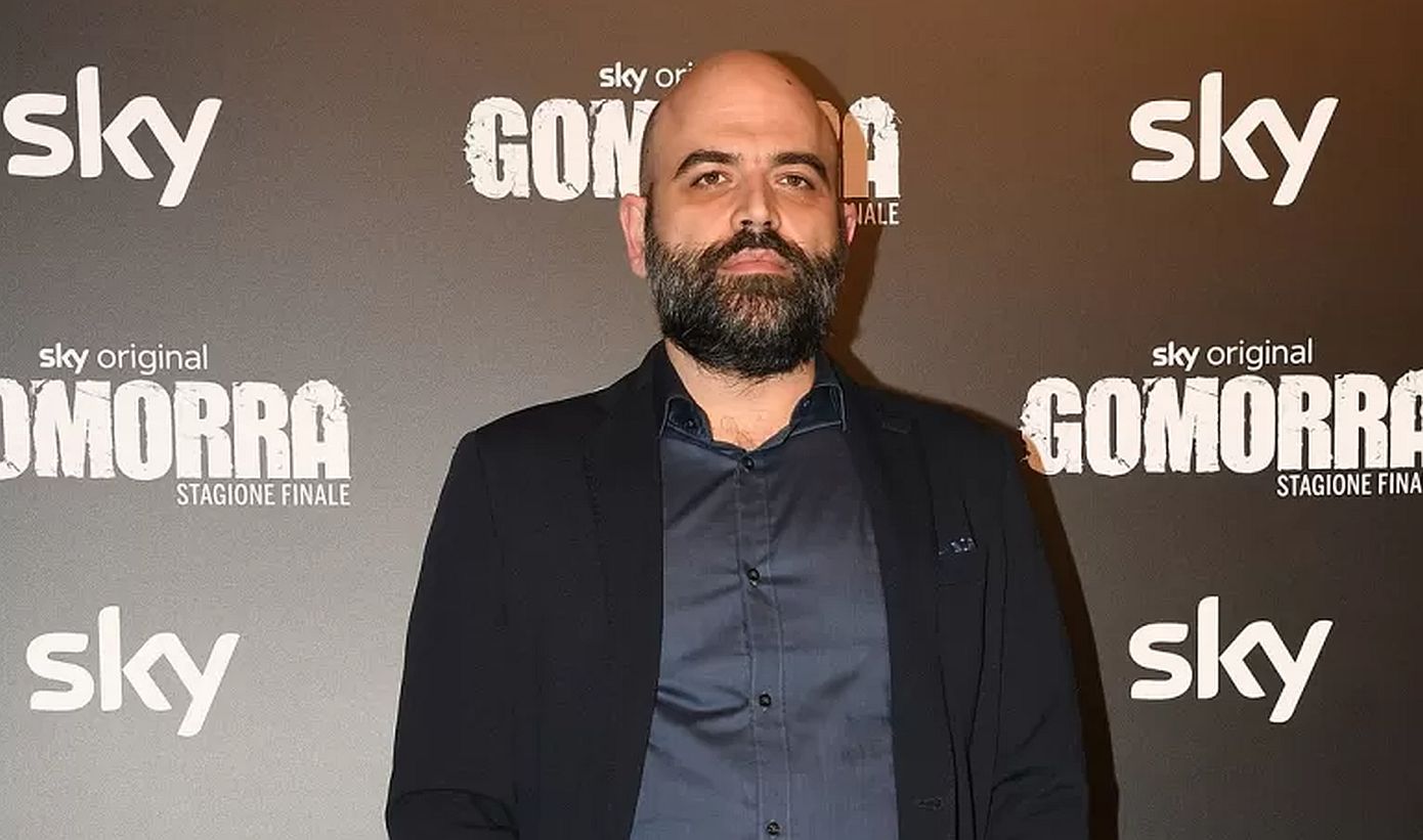 Ιταλία: «Σκέφθηκα να αυτοκτονήσω» δήλωσε ο γνωστός συγγραφέας Ρομπέρτο Σαβιάνο &#8211; σύμβολο του αγώνα κατά της μαφίας της Νάπολης