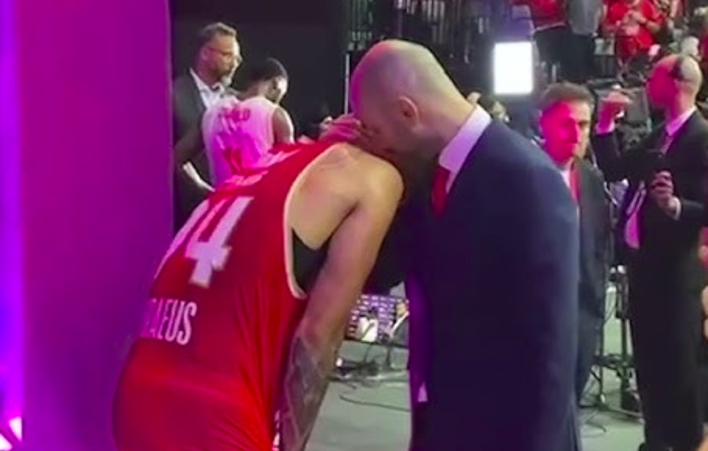 Σπανούλης σε Φουρνιέ: Σε 20 χρόνια πήρα 3 Euroleague, τα άλλα 17 υπέφερα, ψηλά το κεφάλι