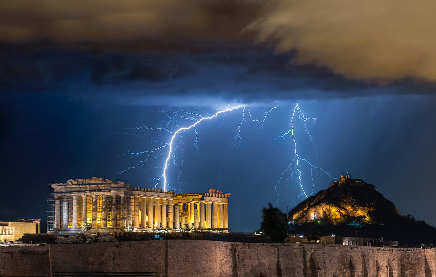 Καιρός: Σαββατοκύριακο με βροχές, καταιγίδες και πτώση της θερμοκρασίας – Τους 36,1°C έδειξε σήμερα το θερμόμετρο