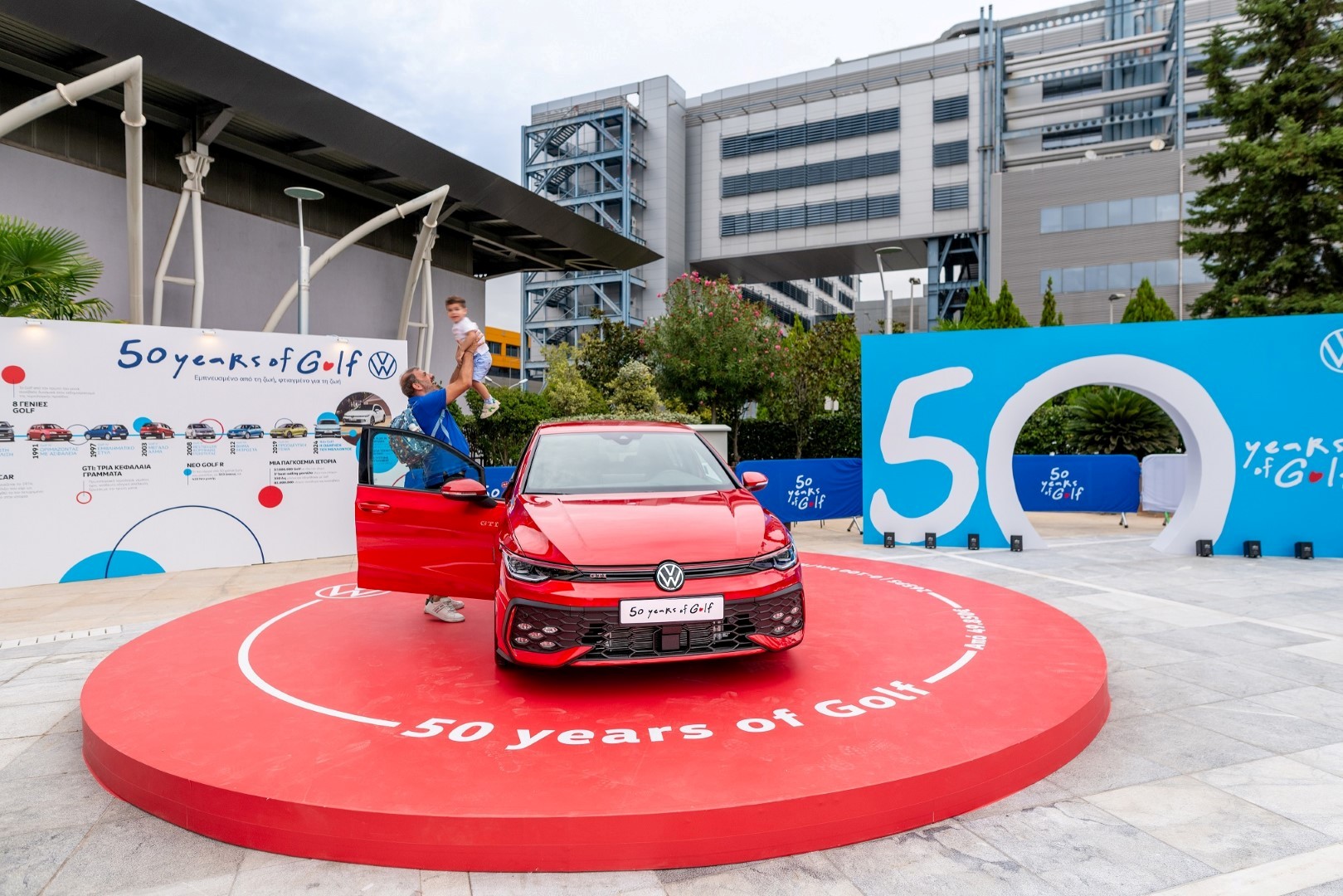 Το Volkswagen Golf συνεχίζει να φέρνει διακρίσεις