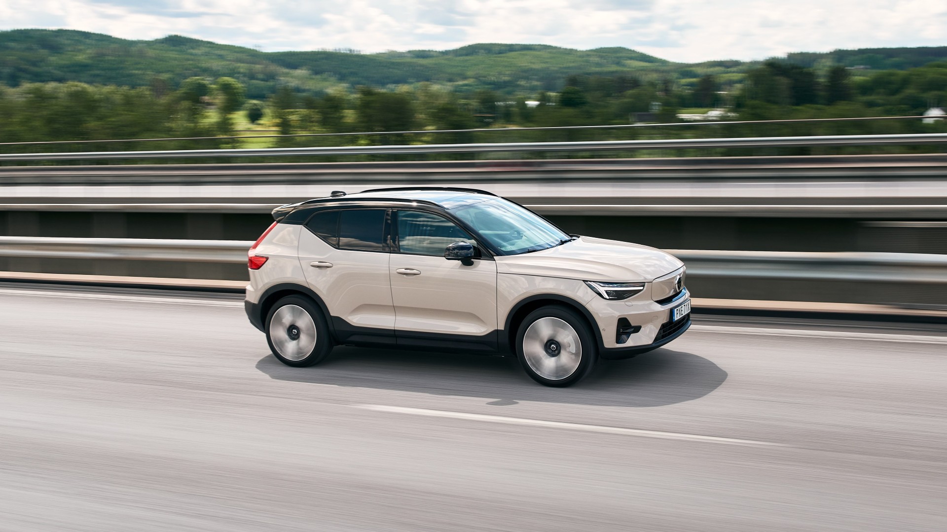 Το αμιγώς ηλεκτρικό VolvoEX40 είναι ακόμη πιο προσιτό