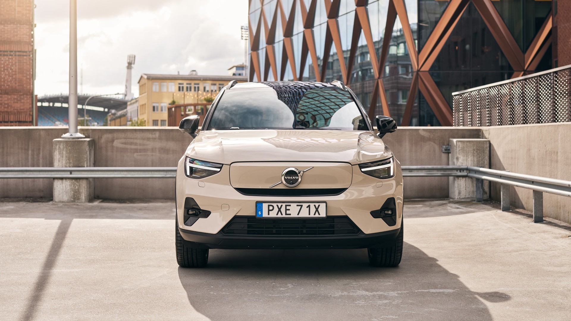 Volvo EX40: To ηλεκτρικό της νέας εποχής