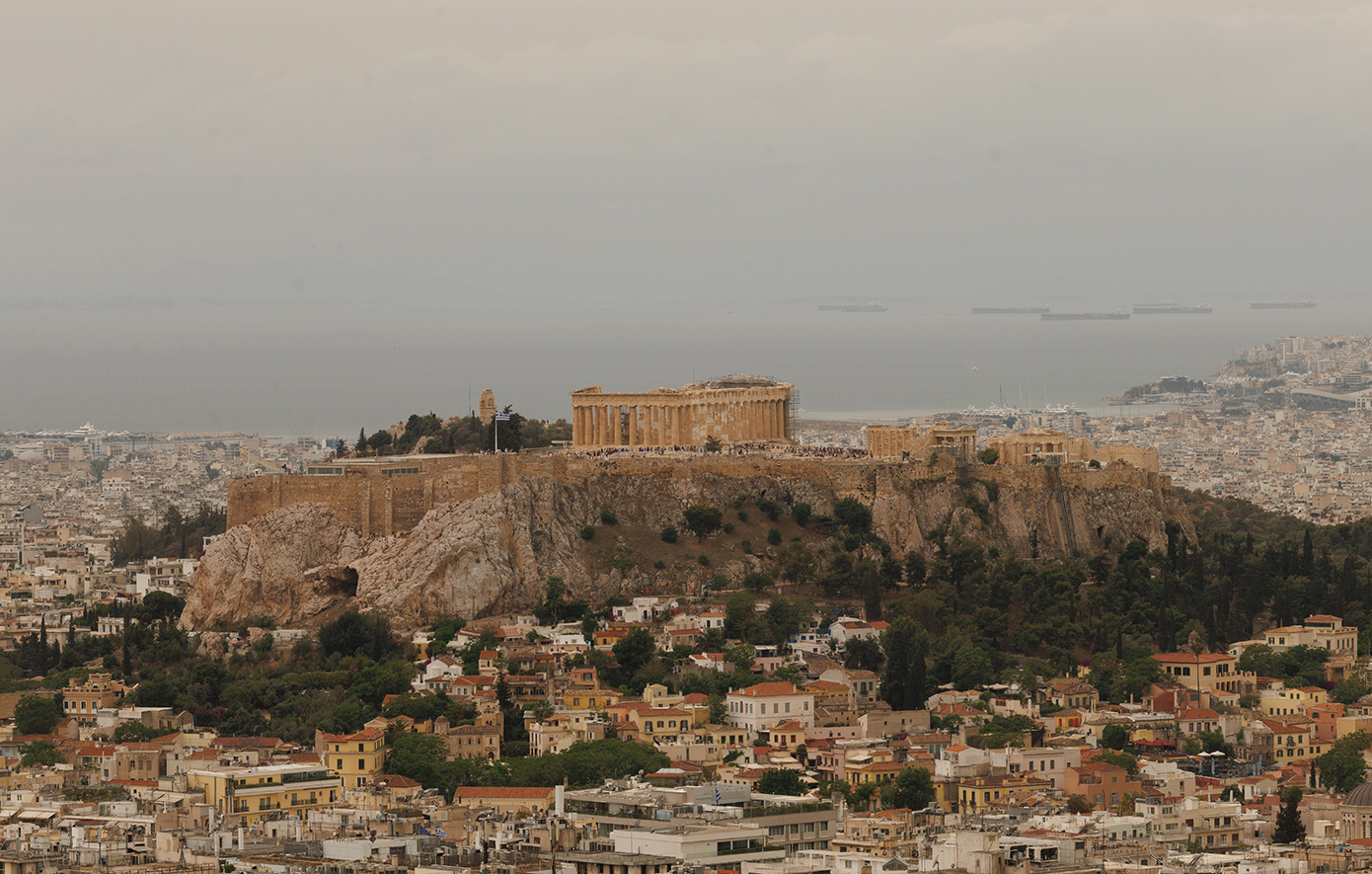 Ένα χρυσόχρωμο «πέπλο» στην ατμόσφαιρα &#8211; Αυξημένες συγκεντρώσεις αφρικανικής σκόνης