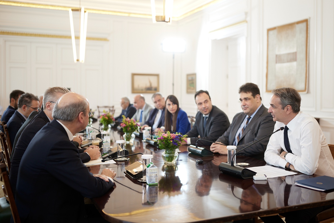 Σκληρή κυβερνητική γραμμή για την ασφάλεια στα πανεπιστήμια