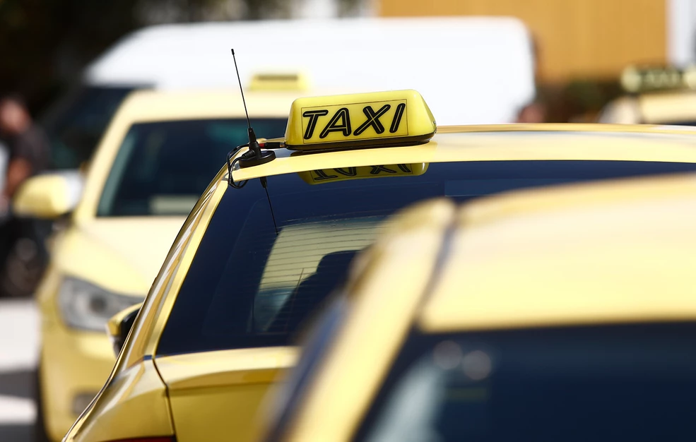 Ταξί: 48ωρη απεργία από το πρωί της Τετάρτης