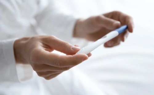 «Ήθελα να γίνω μαμά, αλλά πρώτα έπρεπε να σώσω εμένα»: Τρεις αληθινές ιστορίες ψυχικής δύναμης