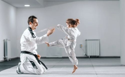 Πολεμικές τέχνες: Τα 12 σημαντικά οφέλη για τα παιδιά