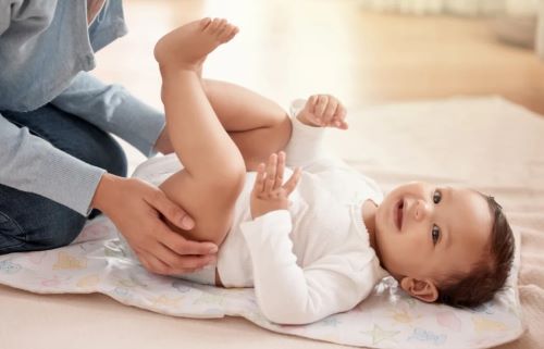 Πόσες πάνες θα χρειαστεί συνολικά το μωρό σου; Ο αριθμός θα σε σοκάρει!
