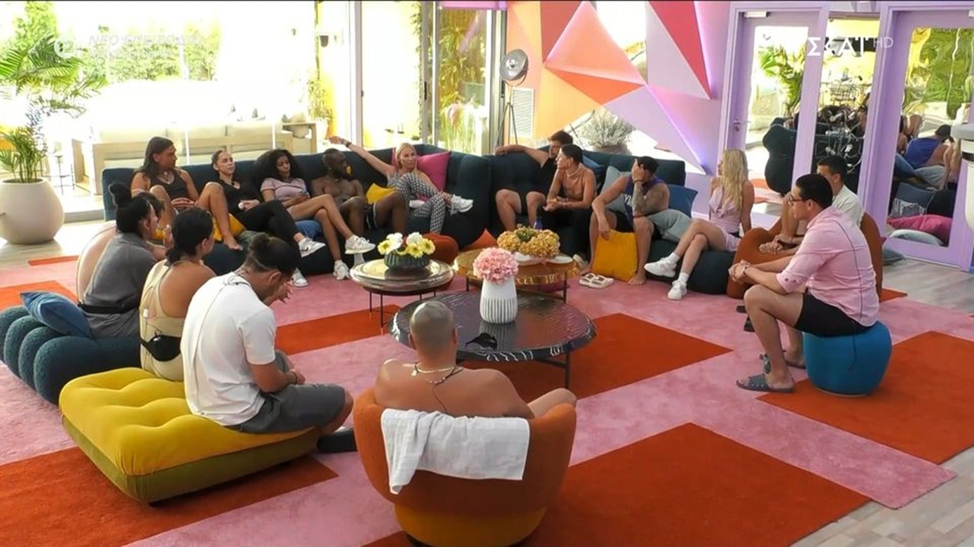 Νέος αρχηγός της εβδομάδας ο Γιάννης στο Big Brother – Αποχώρησε η Στυλιάνα κι έπεσε στην αγκαλιά του αγαπημένου της