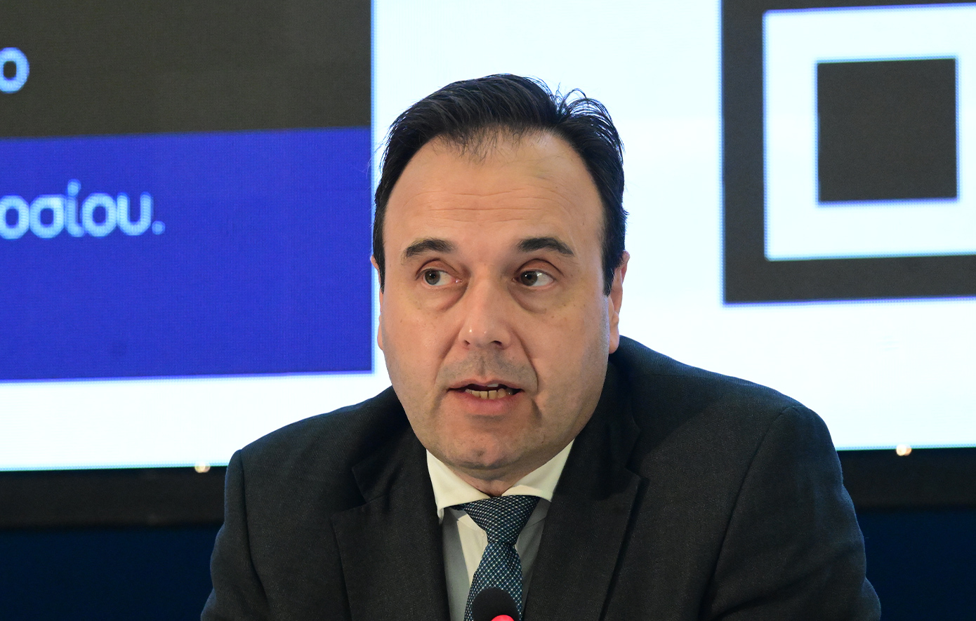 Παπαστεργίου για τον προσωπικό αριθμό στις ταυτότητες: Η νομοθεσία δεν είναι «α λα καρτ», δεν ψωνίζουμε όποιον νόμο μάς βολεύει