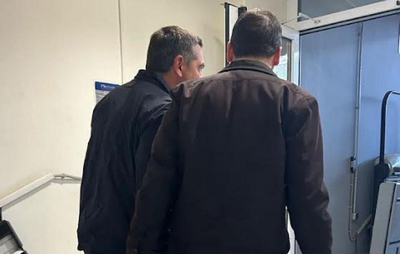 Ο Αλέξης Τσίπρας και ο Χάρης Δούκας παρακολουθούν μαζί το μεγάλο ντέρμπι Παναθηναϊκός – Ολυμπιακός