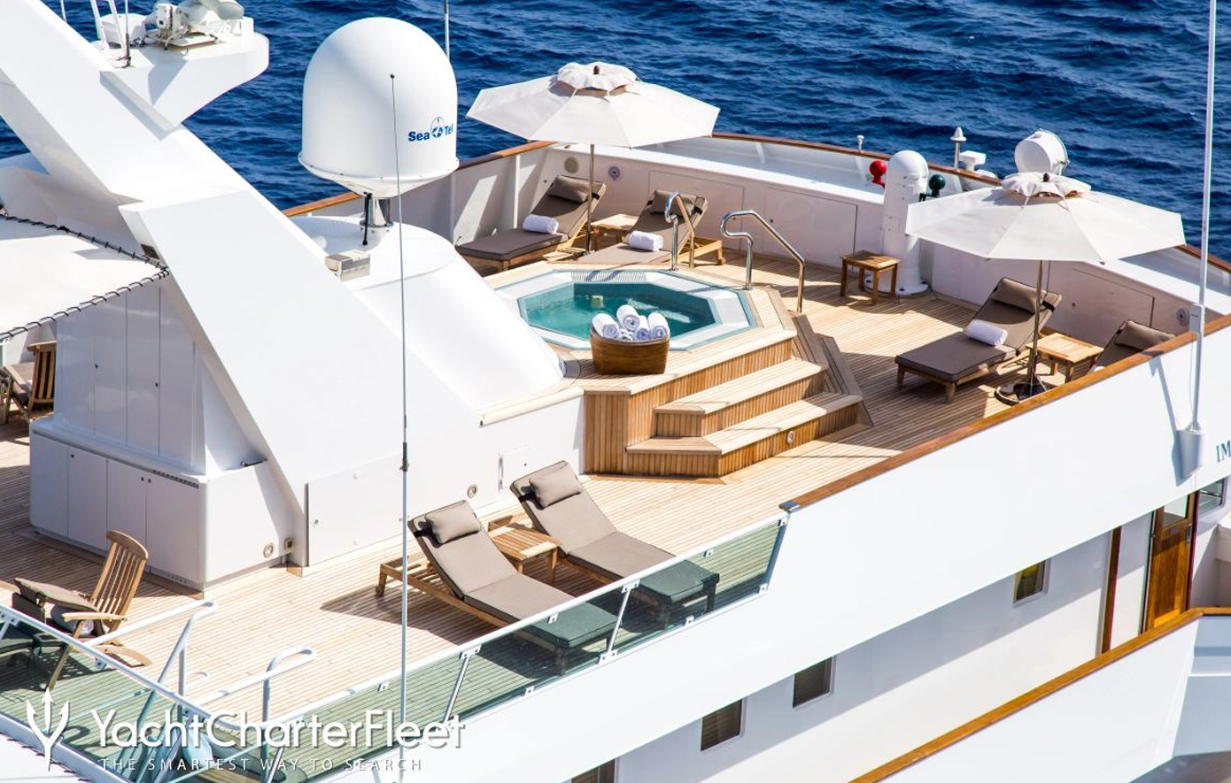 Διακοπές με την «Esmeralda», το σκάφος ενός δισεκατομμυριούχου