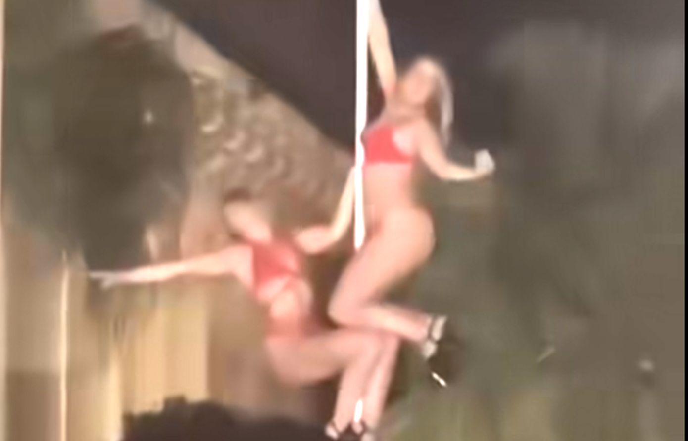 Μήνυση κατά παντός υπευθύνου για το pole dancing έξω από τα Ανάκτορα της Κέρκυρας – Η ανακοίνωση του υπουργείου Πολιτισμού