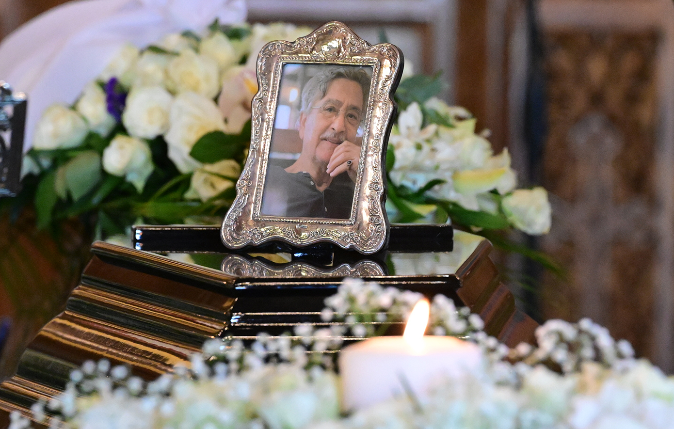 Στο Κοιμητήριο Παπάγου η σορός του Νίκου Γαλανού &#8211; «Σας ευχαριστούμε για την αγάπη σας για τον Νίκο», είπε η σύντροφός του