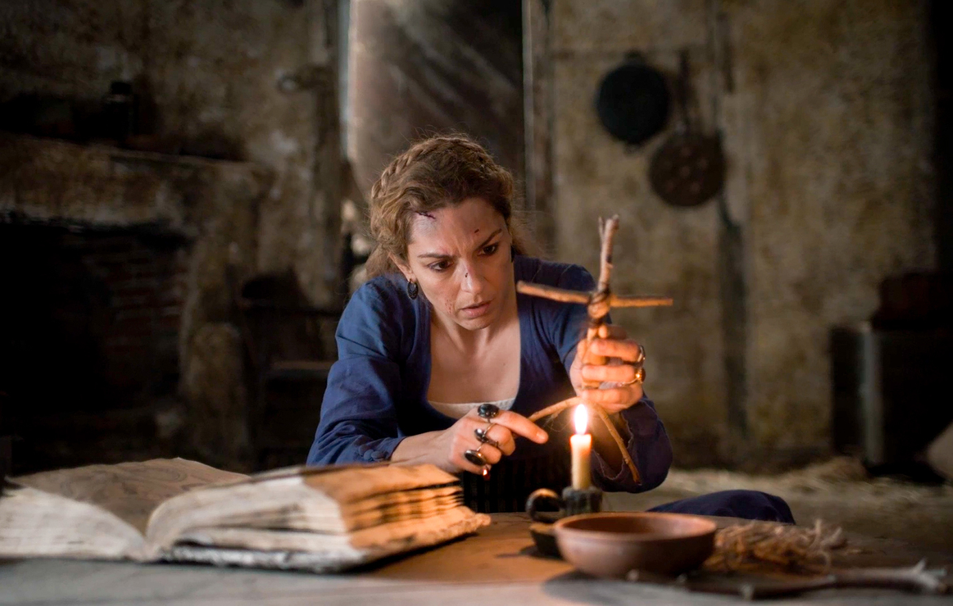 Μάγισσα - Φλεγόμενη καρδιά Μάγισσα - Φλεγόμενη καρδιά