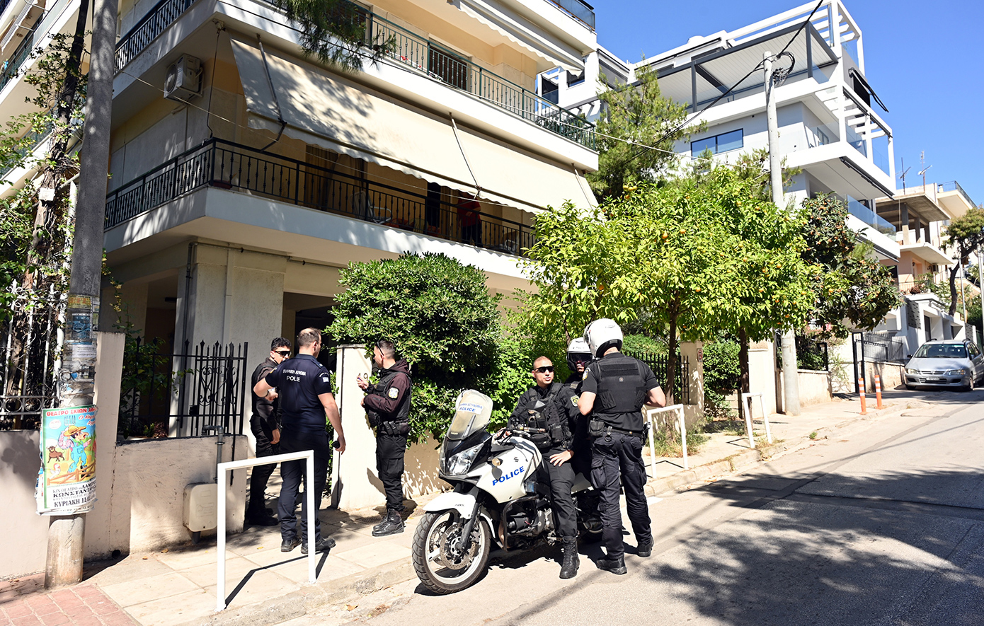 «Τη σκότωσα γιατί δεν άντεχα άλλο»: Ομολογία σοκ από τον 50χρονο που σκότωσε τη μητέρα του στο Δάσος Χαϊδαρίου