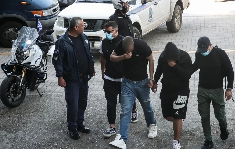 Ελεύθεροι οι ανήλικοι της «Εθνικιστικής Νεολαίας Θεσσαλονίκης» &#8211; Η σοκαριστική δράση της ομάδας και οι δικαιολογίες των κατηγορούμενων