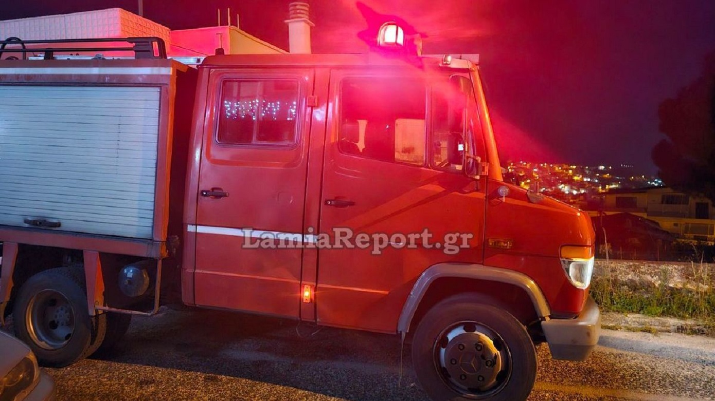 Συναγερμός για φωτιά σε φάρμα στη Μακρακώμη Φθιώτιδας &#8211; Άμεση η επέμβαση της Πυροσβεστικής Υπηρεσίας