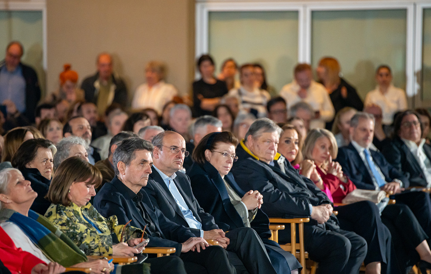 Χαίρω πολύ, Σαββόπουλος