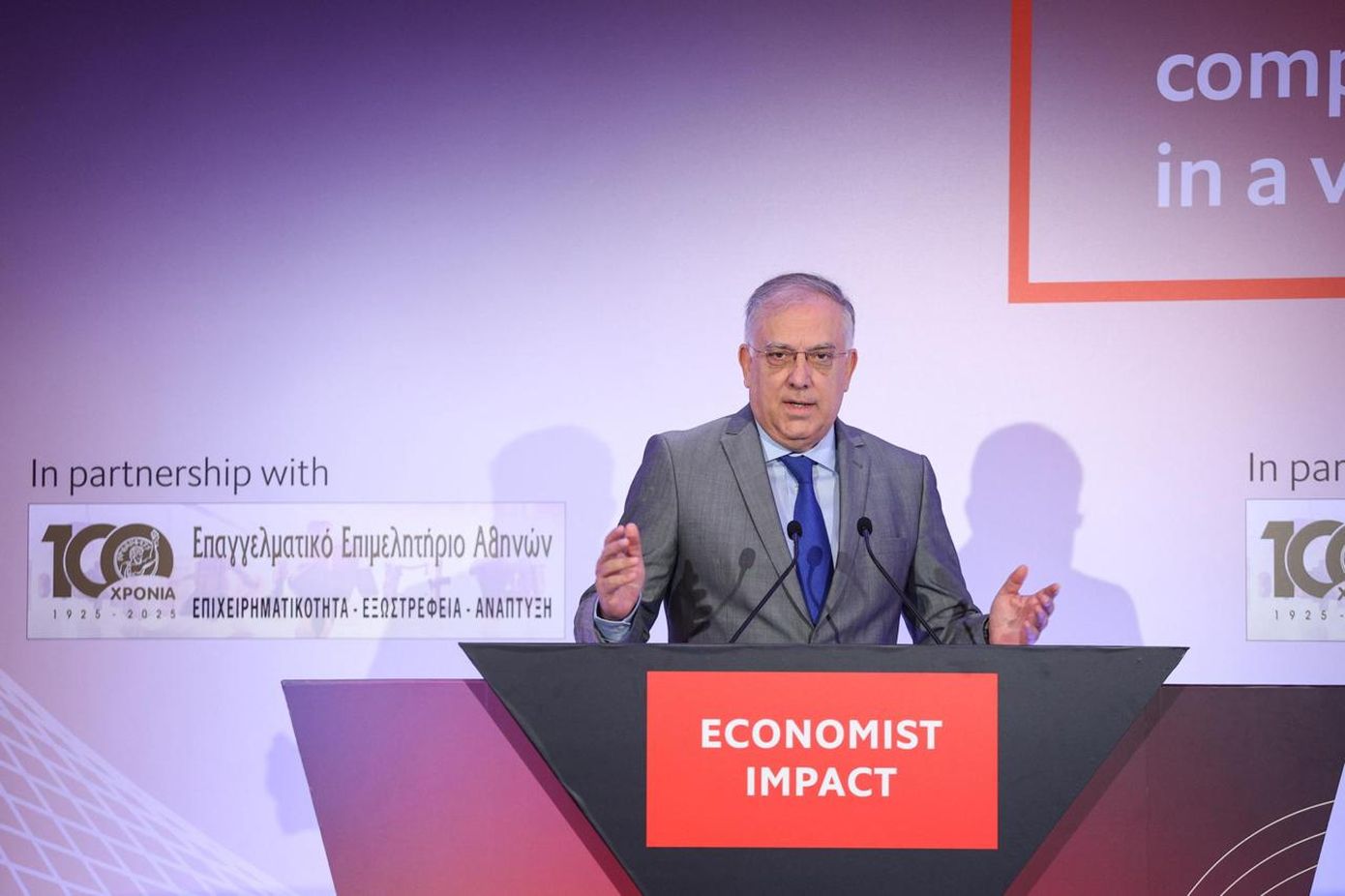 Θεοδωρικάκος: Μειώνουμε κατά 25% το γραφειοκρατικό βάρος των επιχειρήσεων &#8211; Κάνουμε πράξη τον παραγωγικό μετασχηματισμό της οικονομίας