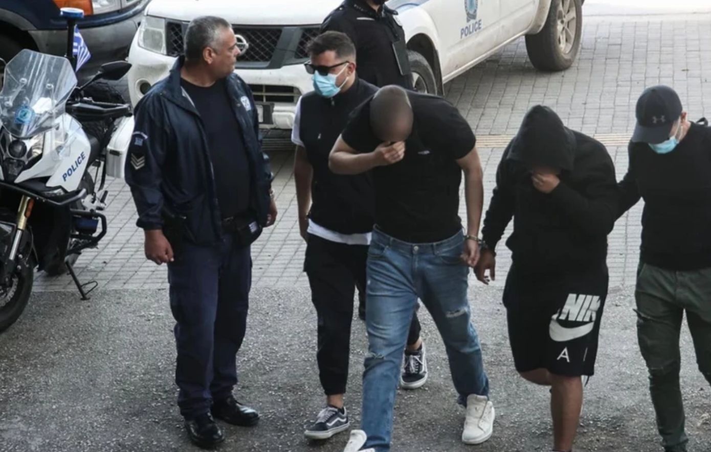 Η ακροδεξιά οργάνωση στη Θεσσαλονίκη στρατολογούσε παιδιά μέσα από λύκεια &#8211; Σοκάρει φοιτητής που ξυλοκοπήθηκε