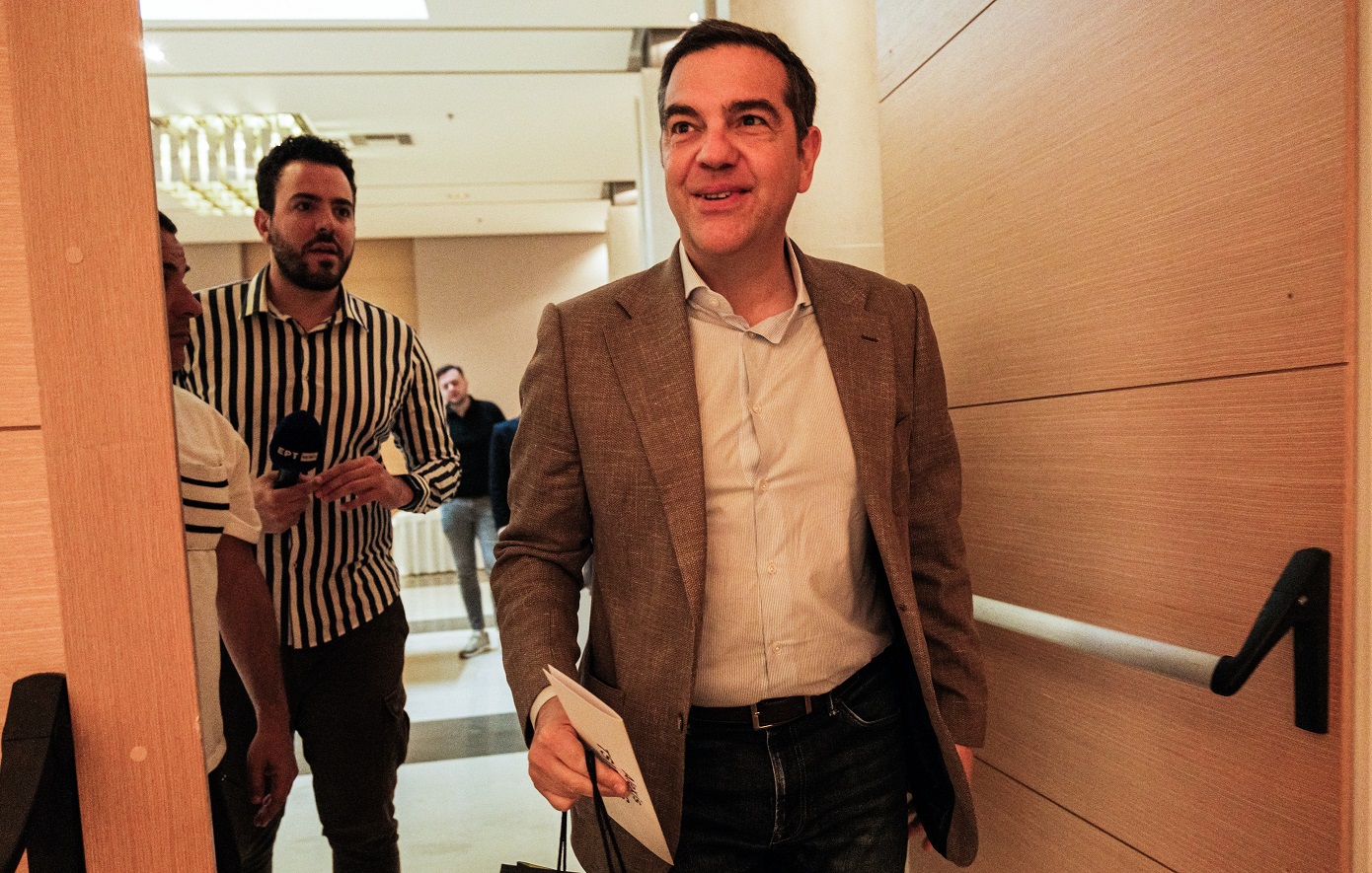 Δημοσκόπηση MRB: Πόσοι θα ψήφιζαν ένα νέο κόμμα του Αλέξη Τσίπρα και τι τον… ενώνει με τη Ζωή Κωνσταντοπούλου
