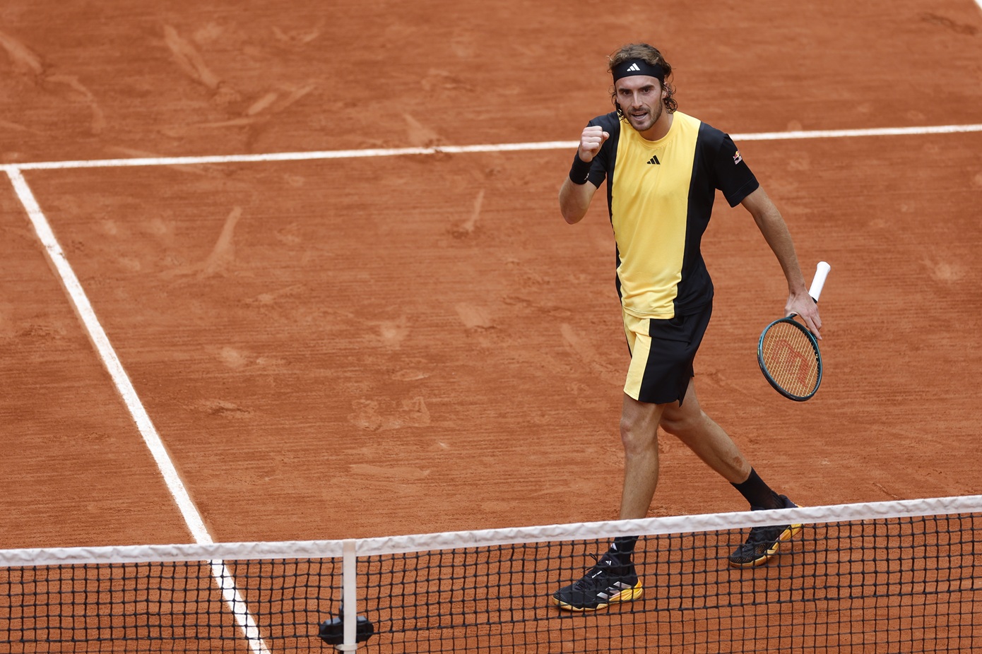 Στη μάχη του Roland Garros ο Στέφανος Τσιτσιπάς