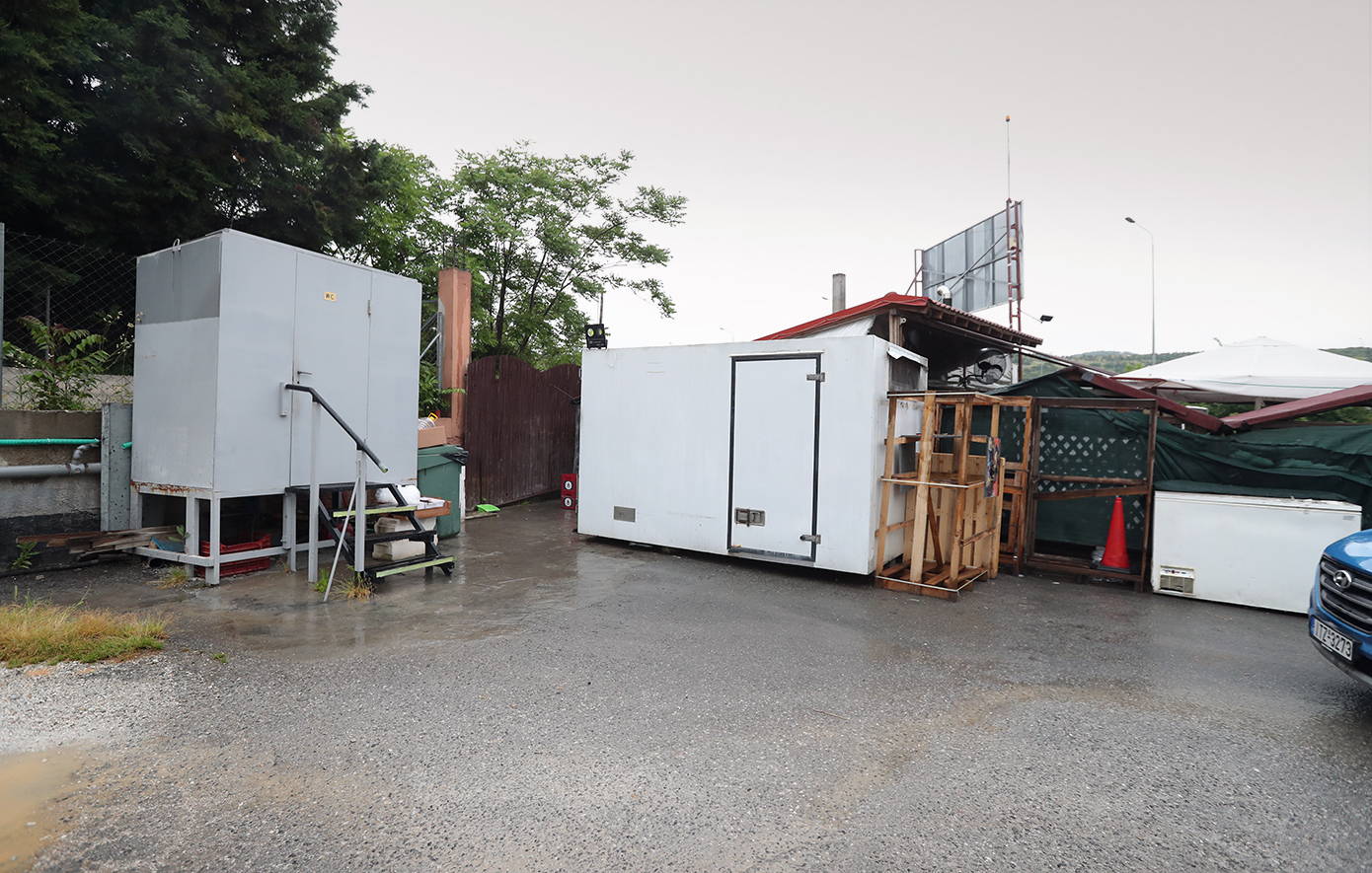 Νέες συγκλονιστικές πληροφορίες για το θρίλερ στη Θεσσαλονίκη: Έμβρυο 4 μηνών βρέθηκε πίσω από την καντίνα Νέες συγκλονιστικές πληροφορίες για το θρίλερ στη Θεσσαλονίκη: Έμβρυο 4 μηνών βρέθηκε πίσω από την καντίνα