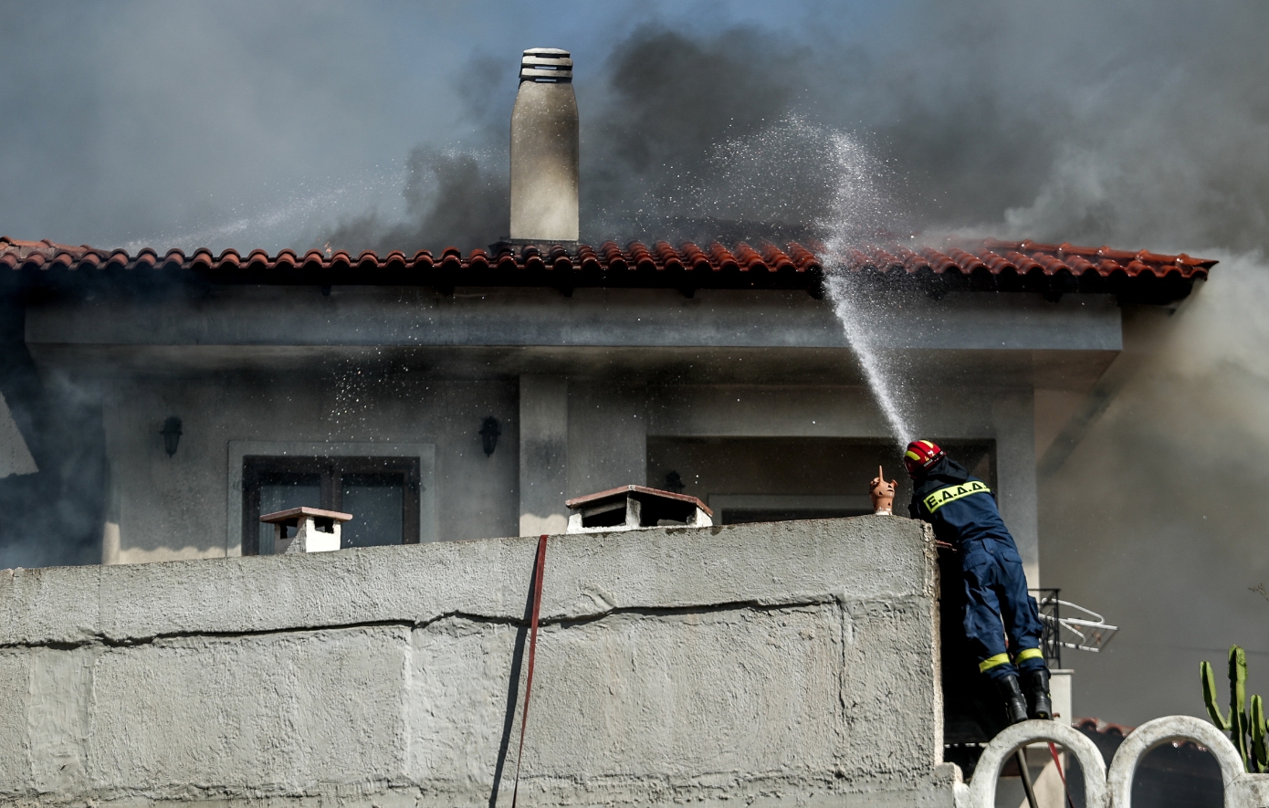 φωτια παλαια φωκαια