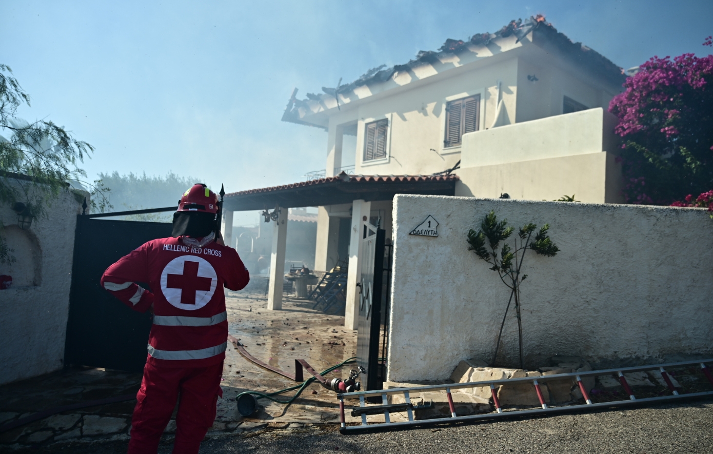 φωτια παλαια φωκαια