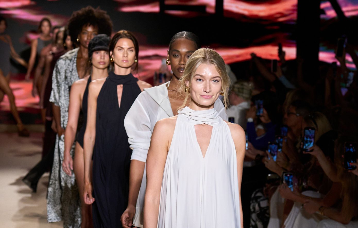 4 κομψά look για καλοκαιρινές εμφανίσεις στην πόλη από το πρωί ως το βράδυ
