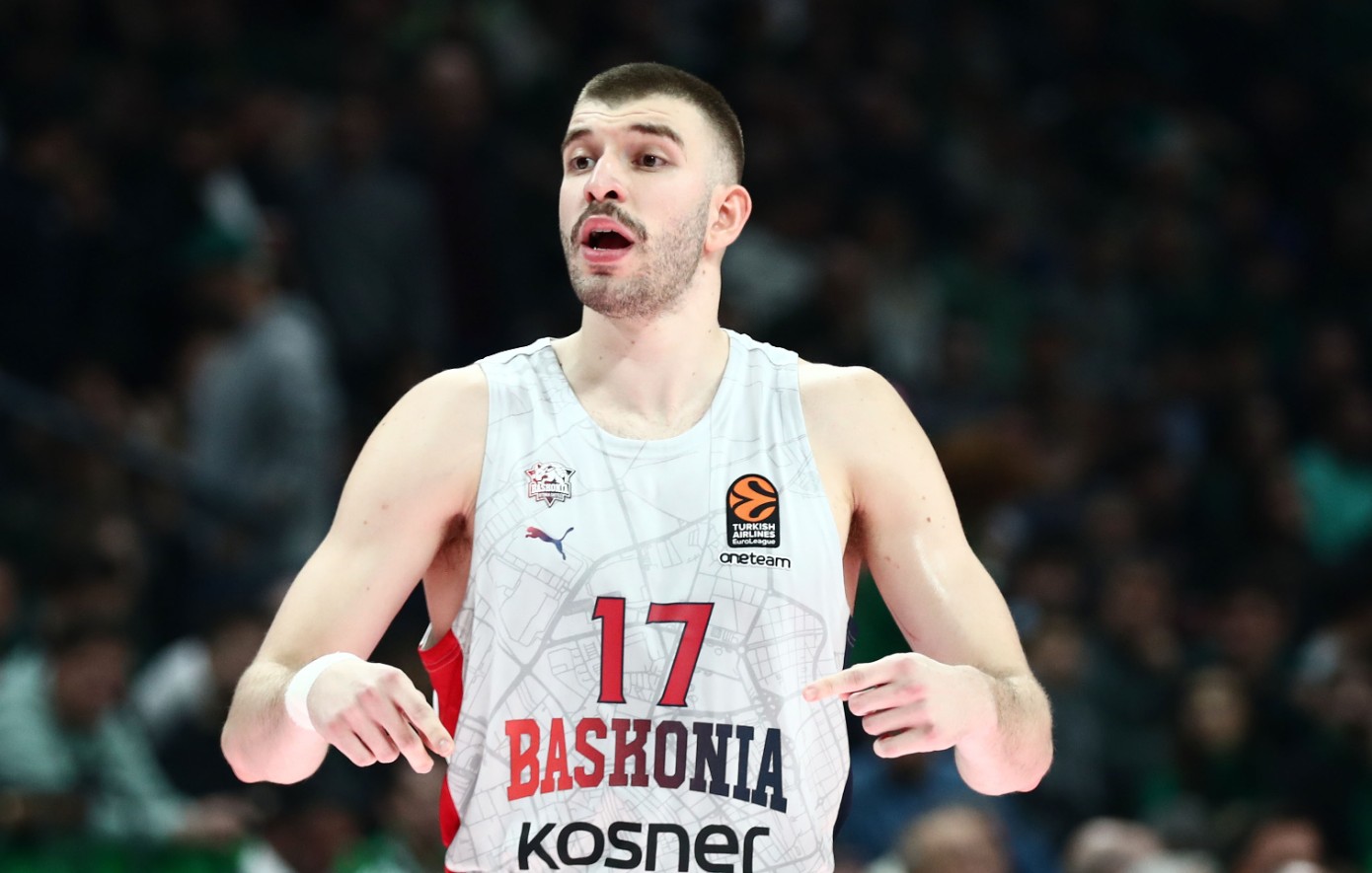 El Mundo Deportivo για Παναθηναϊκό και Ρογκαβόπουλο: Αυτή είναι η ρήτρα αποδέσμευσης