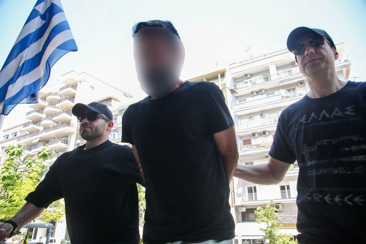 Προσωρινά κρατούμενος ο 49χρονος Τούρκος για τους πυροβολισμούς εναντίον στελεχών της ΕΥΠ