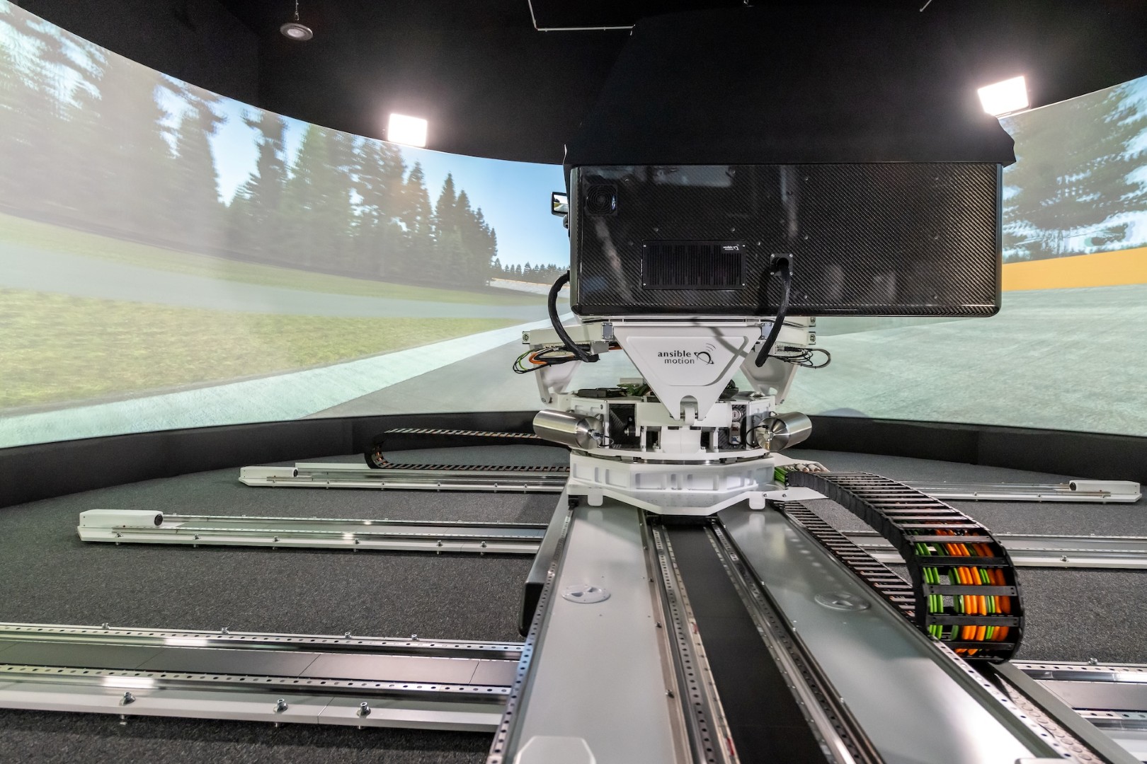 Η ασφάλεια των ελαστικών περνάει από το Contidrom Η ασφάλεια των ελαστικών περνάει από το Contidrom