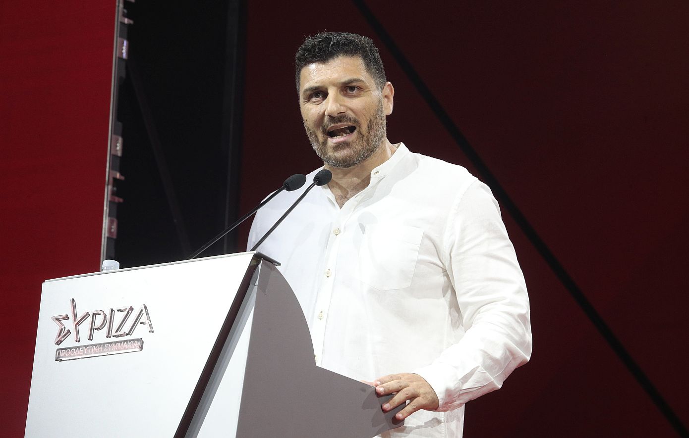 Συνέδριο ΣΥΡΙΖΑ: Σκληρή αυτοκριτική από τον Διονύση Τεμπονέρα &#8211; «Παραιτούμαι εφεξής από κάθε θέση ευθύνης από το κόμμα»