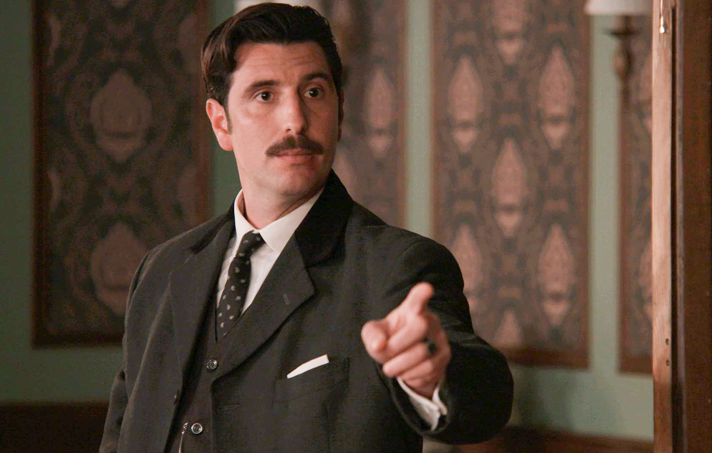 «Grand Hotel»: Εκτός ελέγχου ο Ρήγας, φυλακίζει και χτυπά την Αλίκη