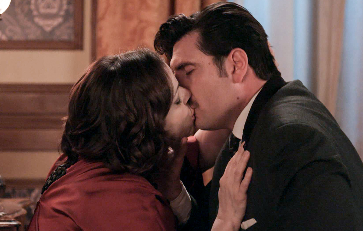 Ο Χαραλάμπης προσεύχεται στον Θεό να σωθεί η Θεώνη