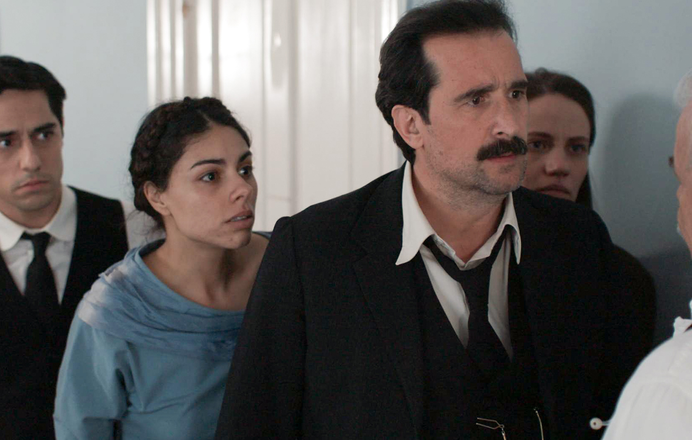 Ο Χαραλάμπης προσεύχεται στον Θεό να σωθεί η Θεώνη