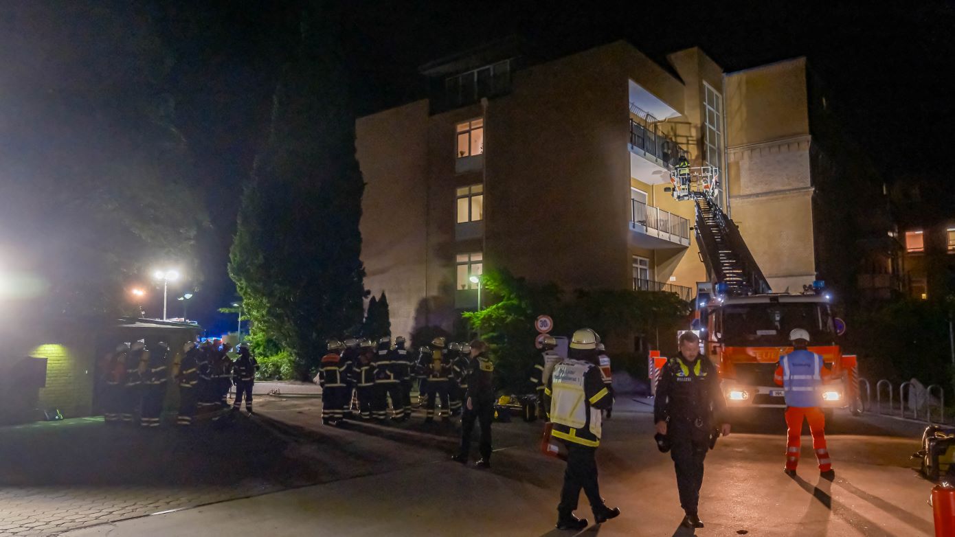 Τραγωδία στο Αμβούργο: Πυρκαγιά κατέστρεψε πτέρυγα νοσοκομείου &#8211; Τρεις νεκροί και δεκάδες τραυματίες