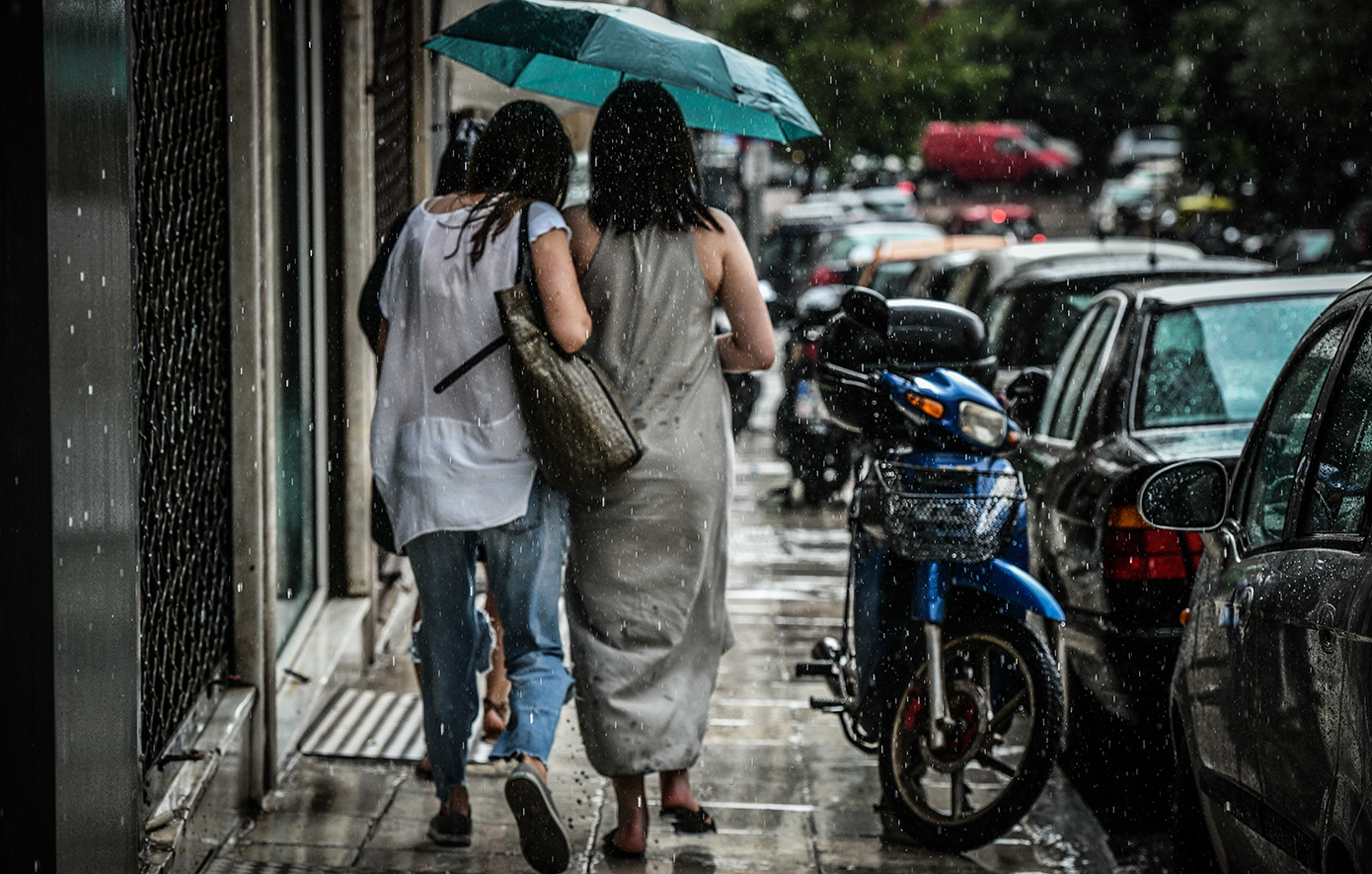 Καιρός: «Βίαιη μεταβολή και επιδείνωση εξπρές για 30 ώρες» &#8211; Οι περιοχές «στο κόκκινο» ανά μέρα και ώρα