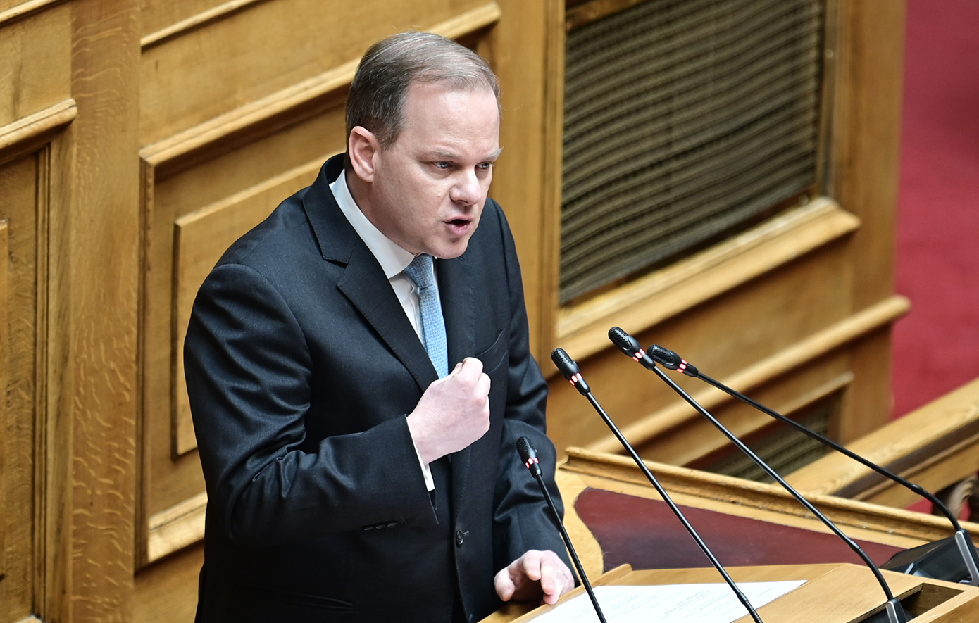 Κώστας Αχ. Καραμανλής στη Βουλή: Έκανα όσα μπορούσα για την ασφάλεια των σιδηροδρόμων, δεν ολιγώρησα και δεν αδιαφόρησα