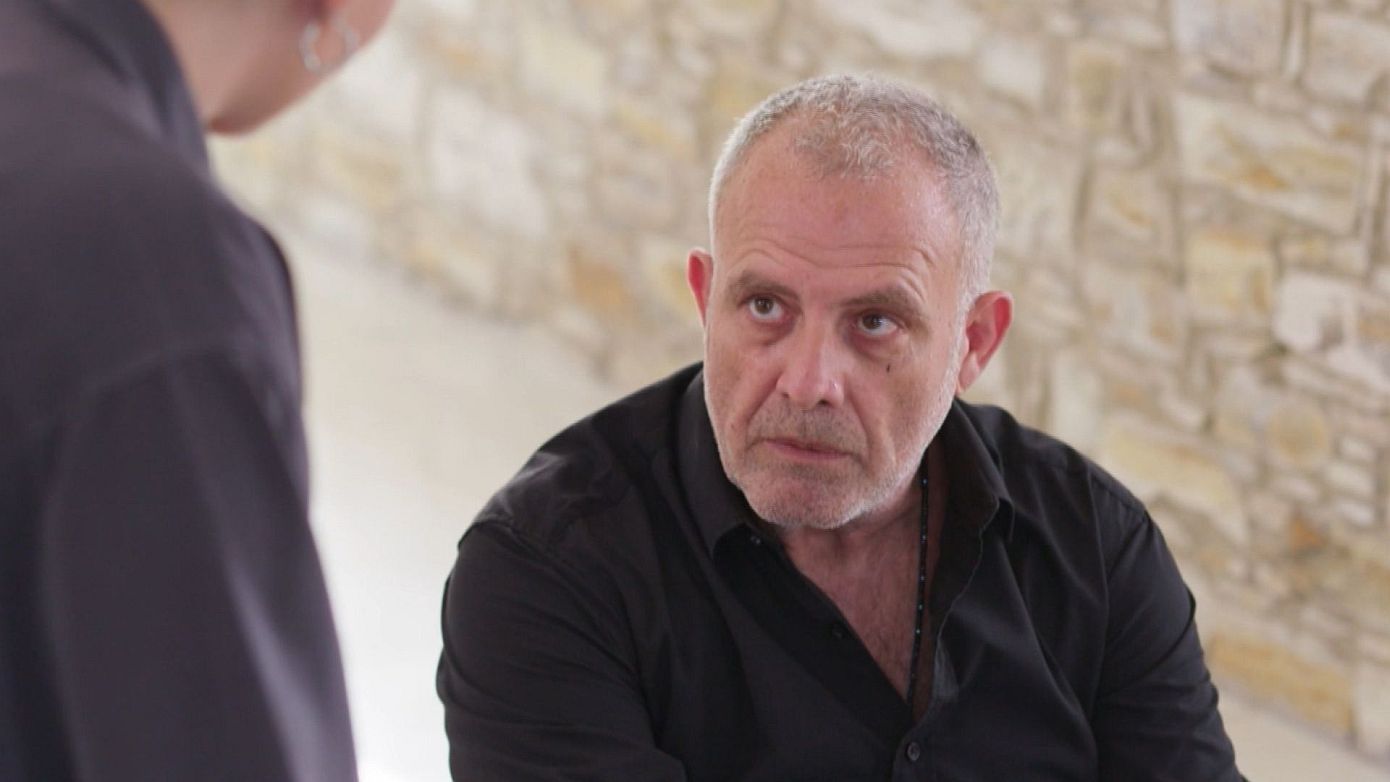 Γη της ελιάς: Η Ιουλία και ο Στάθης βρίσκονται σε ανοιχτή ρήξη και η κατάσταση οδηγείται στα άκρα