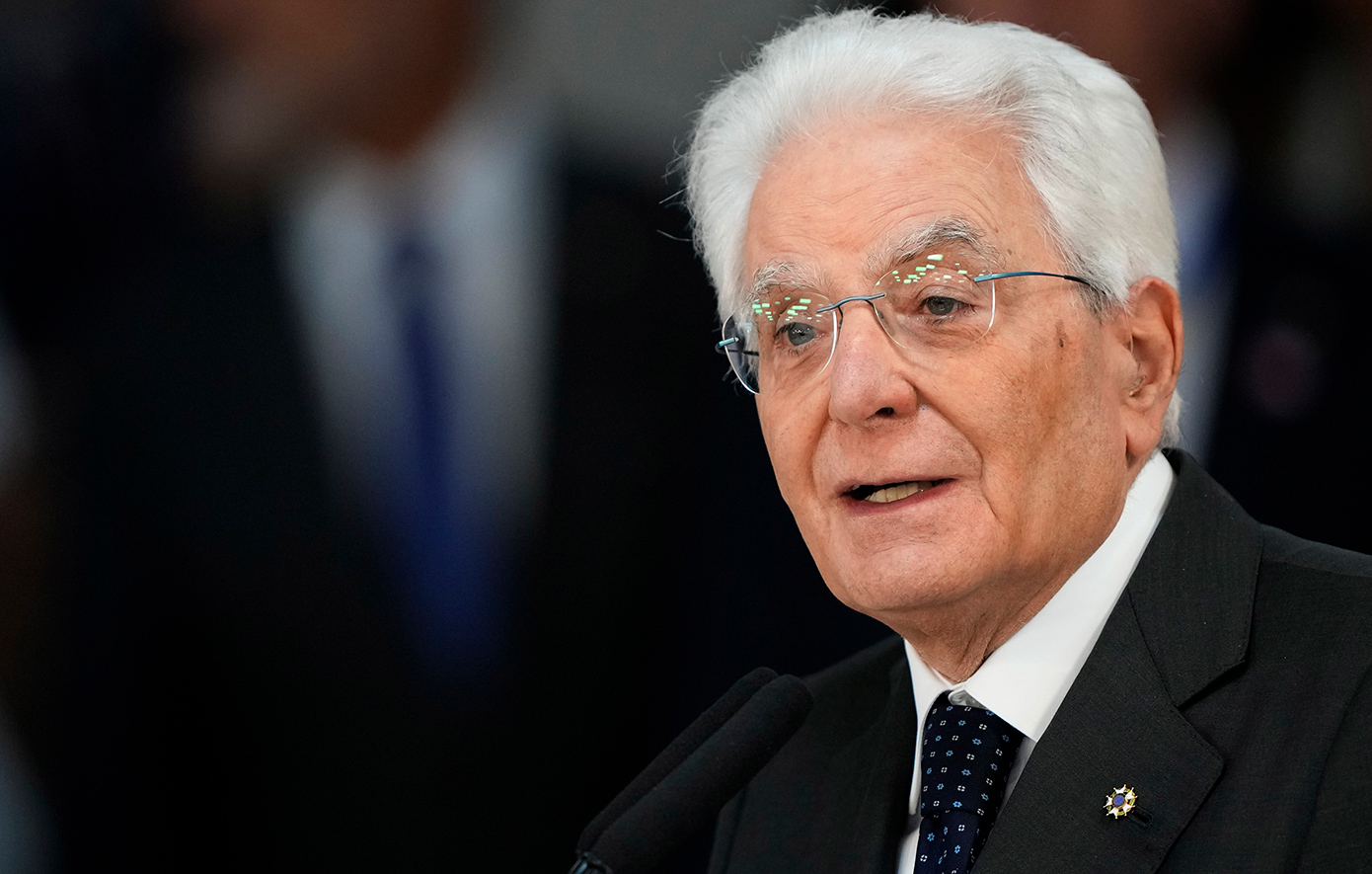 «Απάνθρωπο το να οδηγείται στην πείνα ένας ολόκληρος πληθυσμός», λέει ο Ιταλός πρόεδρος για την κατάσταση στη Γάζα