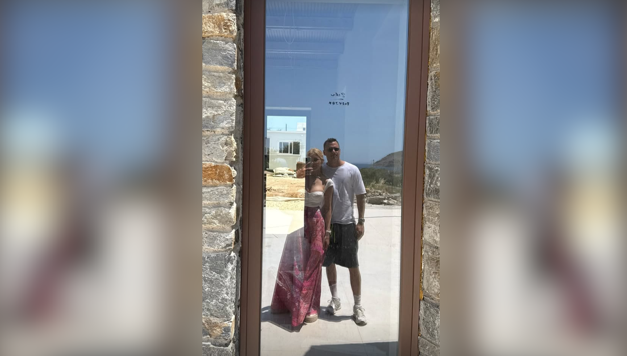 Κατερίνα Καινούργιου &#8211; Παναγιώτης Κουτσουμπής: Απόδραση στην Πάρο για το ζευγάρι μετά την πρόταση γάμου