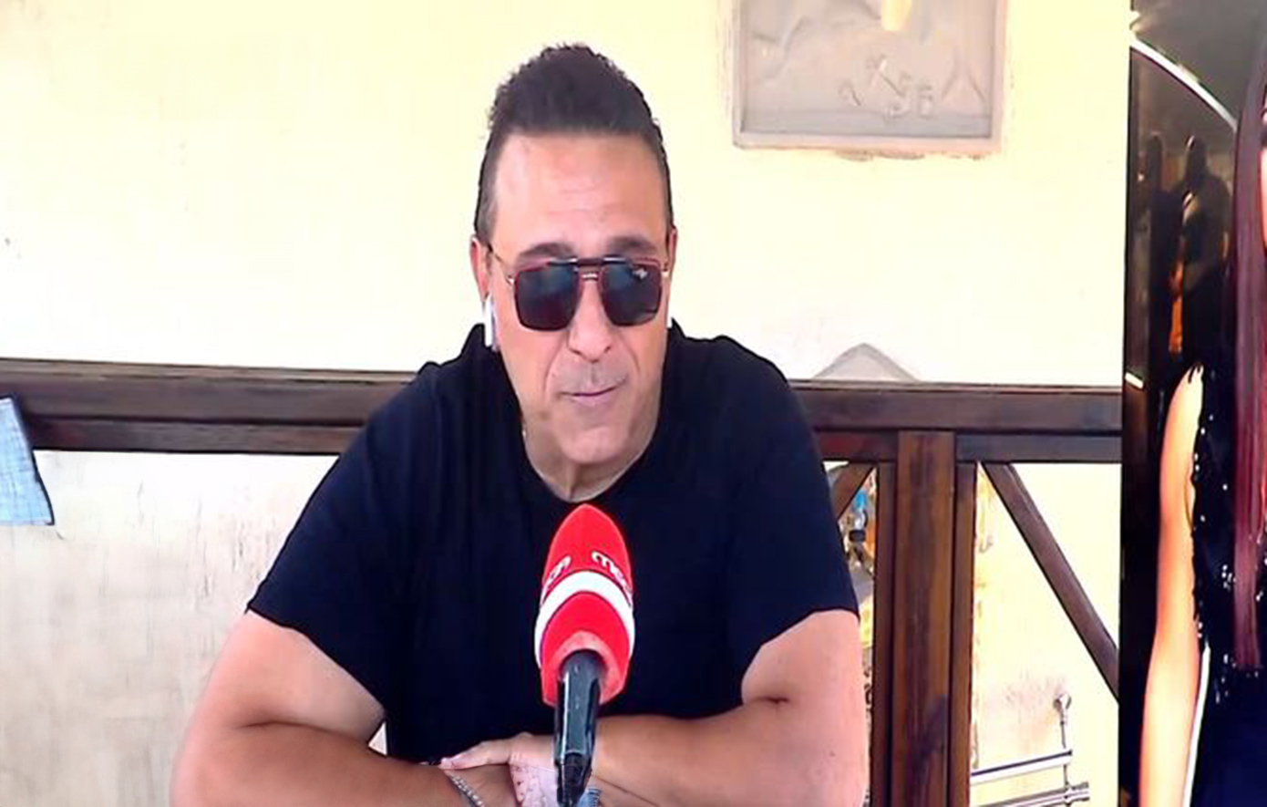 «Στο καταφύγιο ήταν τόσο δυνατοί οι βομβαρδισμοί που τρανταχτήκαμε» λέει ο Αλέκος Ζαζόπουλος που είχε εγκλωβιστεί στο Ισραήλ